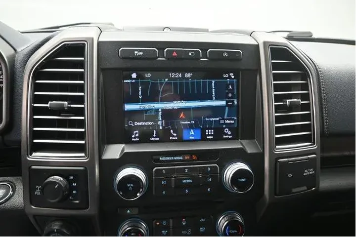$34903 : Ford F-150 2018 4x4 Platinum image 4