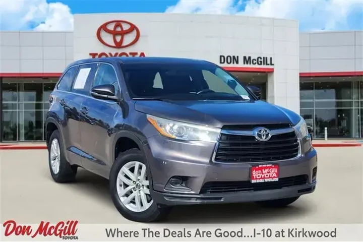 $13949 : Toyota Highlander 2016 LE 4d image 1