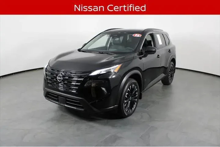 $31987 : Nissan Rogue 2026 Dark Armor image 2