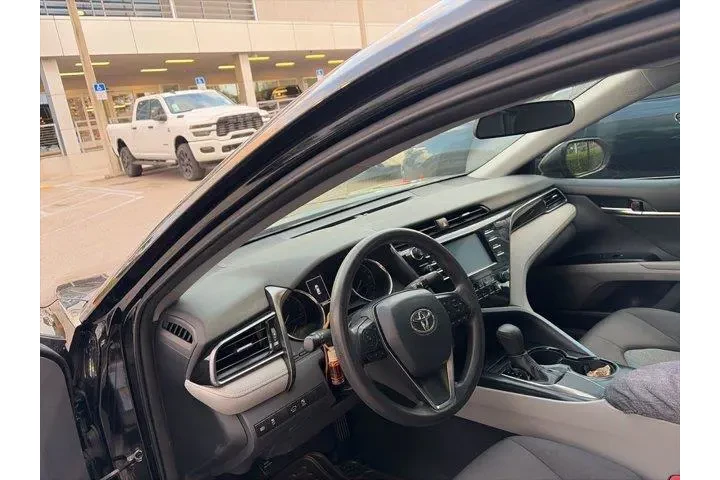 $17995 : Toyota Camry 2019 LE 4dr Sed image 8