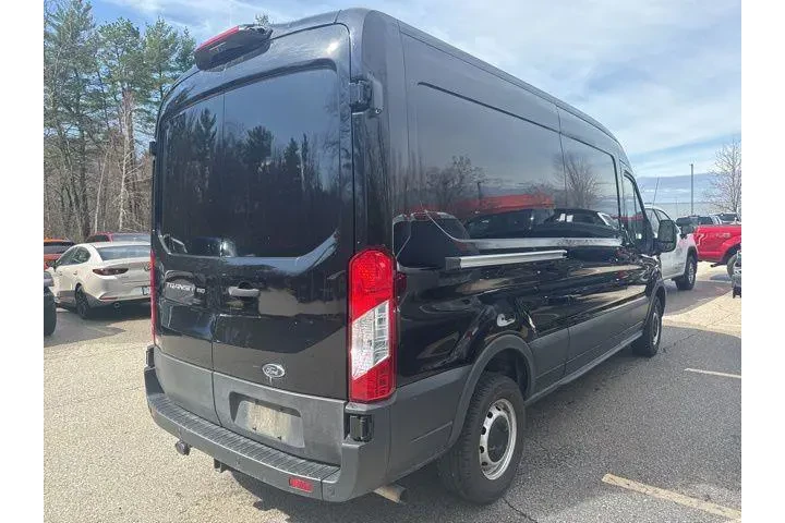 $34558 : Ford Transit 2023 150 3dr SW image 6