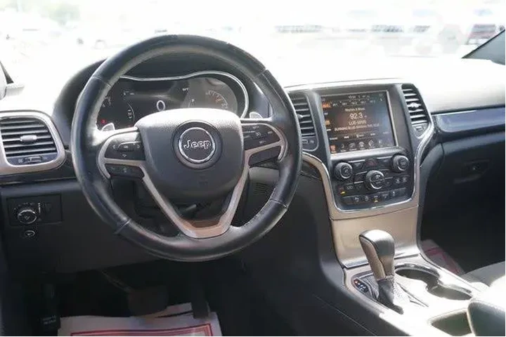 Jeep Grand Cherokee 2016 4x4 image 9