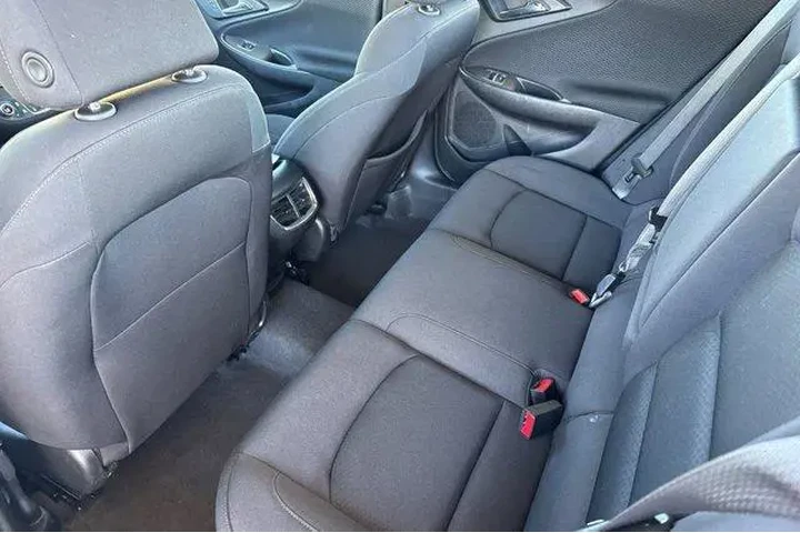 $16552 : Chevrolet Malibu 2024 LT 4dr image 6