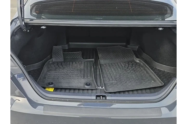 $26500 : Toyota Camry 2025 SE 4dr Sed image 9