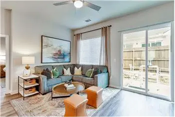 $1840 : Rental property with 2 bedro image 10