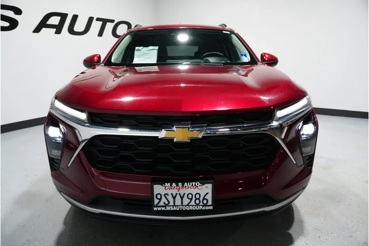 $19649 : 2025 Trax image 2