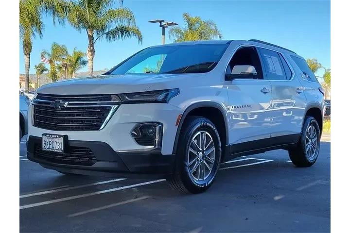 $28819 : Chevrolet Traverse 2023 LT C image 5