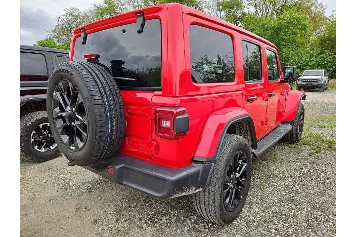 $34679 : Jeep Wrangler 2025 4x4 Backc image 4