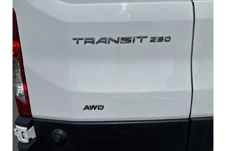 $39995 : Ford Transit 2024 AWD 250 3d image 8