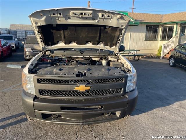 $17950 : 2013 Silverado 1500 Work Truc image 9