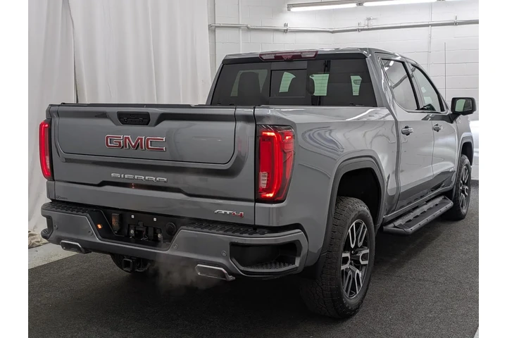 $42127 : Pre-Owned 2022 Sierra 1500 Li image 2