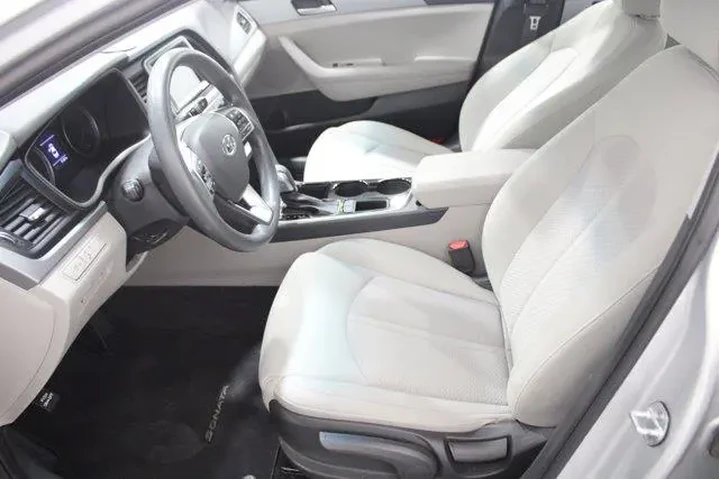 $16945 : Hyundai SONATA 2019 Eco 4dr image 5