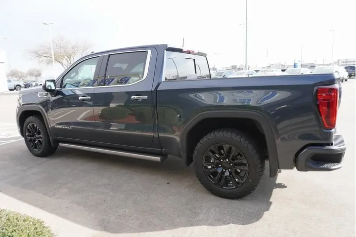 $39488 : GMC Sierra 1500 2019 4x4 Den image 3