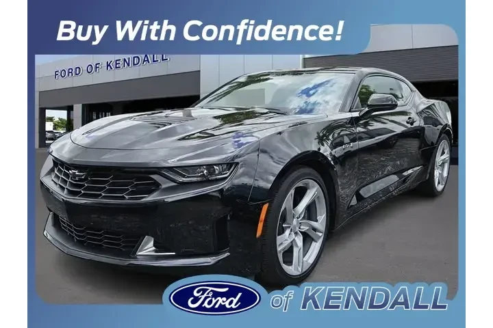 $36990 : Chevrolet Camaro 2023 LT1 2d image 1