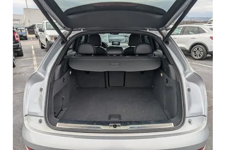 $11684 : Audi Q3 2016 AWD 2.0T quattr image 7