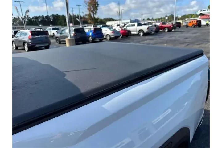 $15995 : GMC Sierra 1500 2015 4x4 SLE image 10