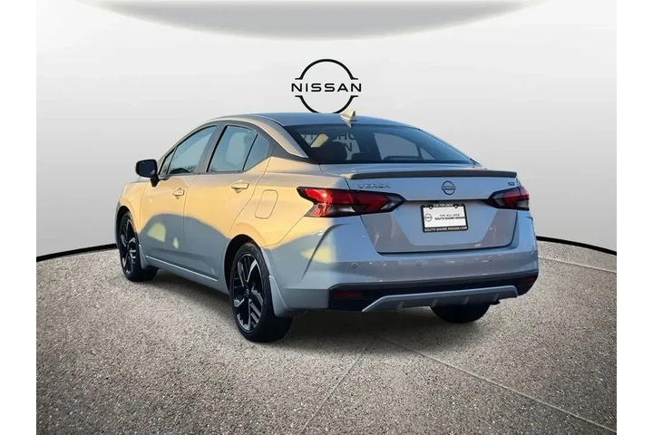 $16795 : Nissan Versa 2025 SR 4dr Sed image 7