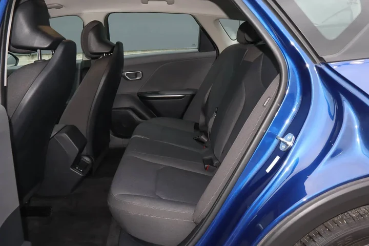 $20988 : 2025 K4 LXS FWD image 8