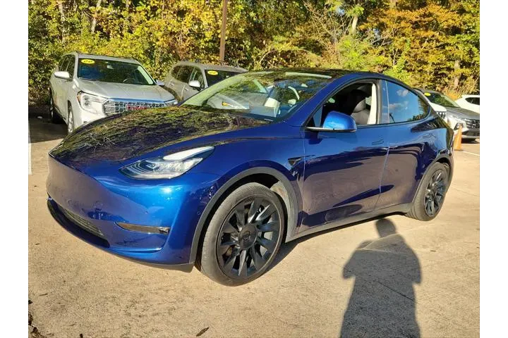 $27991 : Tesla Model Y 2021 AWD Long image 1