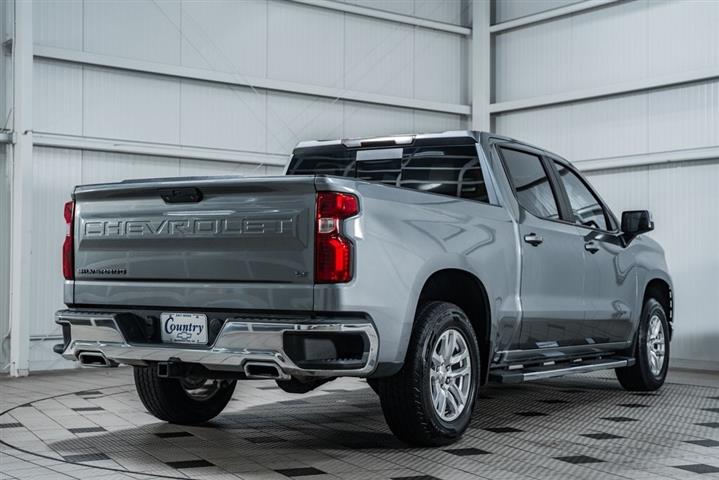 $32000 : 2020 Silverado 1500 LT image 8