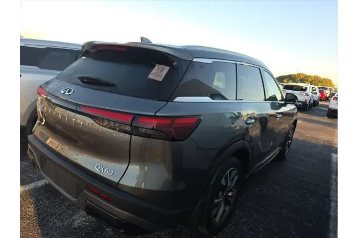 INFINITI QX60 2023 Luxe 4dr image 4