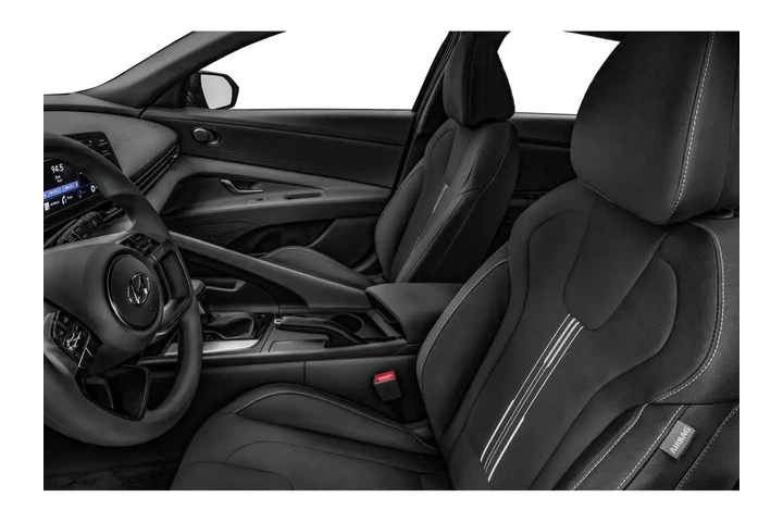 $24995 : Hyundai ELANTRA 2023 SEL 4dr image 9