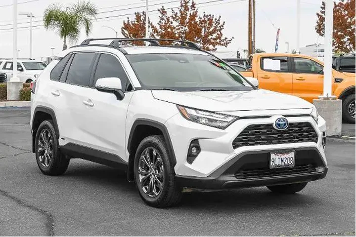 $35995 : Toyota RAV4 Hybrid 2024 AWD image 3