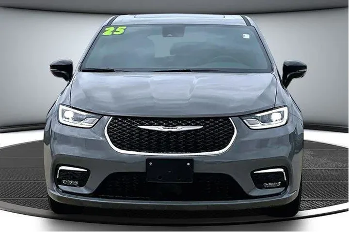 $34000 : Chrysler Pacifica 2025 Selec image 2