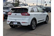 $19995 : Kia Niro 2019 Touring 4dr Cr thumbnail