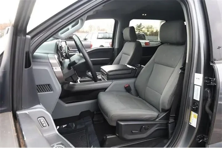 $39950 : Ford F-150 2024 4x4 XLT 4dr image 8