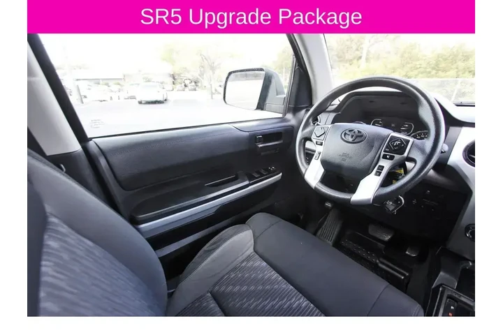 $33991 : Toyota Tundra 2019 4x4 SR5 4 image 9