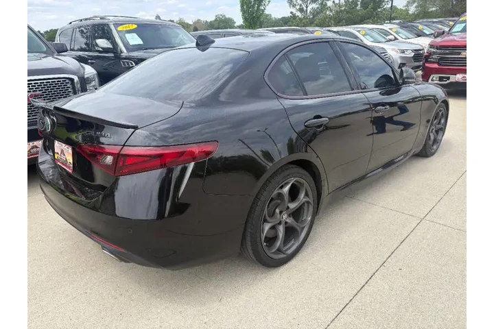 $14950 : 2018 Alfa Romeo Giulia Sport image 5