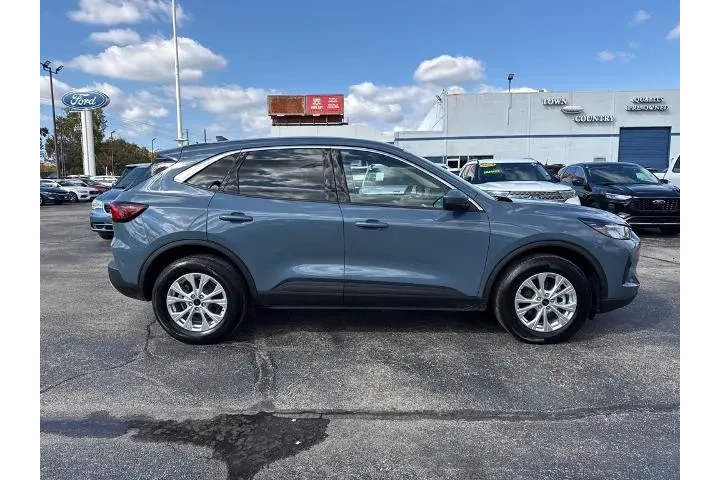 $25988 : Ford Escape 2023 AWD Active image 2