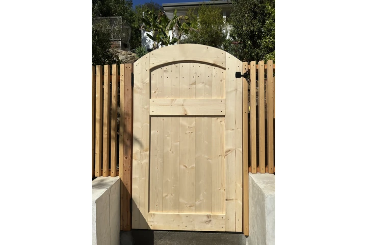 D.R landscaping image 3