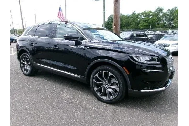$34748 : Lincoln Nautilus 2021 AWD Re image 2