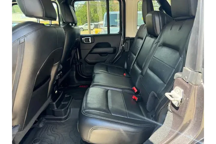 $29980 : Jeep Wrangler Unlimited 2020 image 9