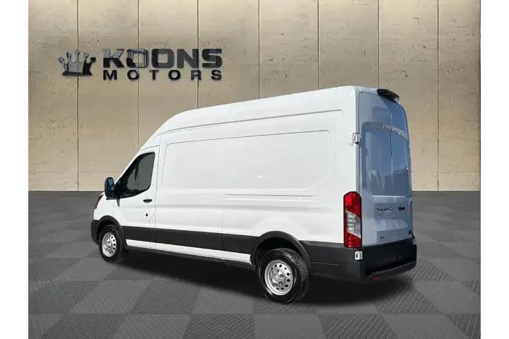 $40000 : Ford Transit 2023 AWD 250 3d image 3