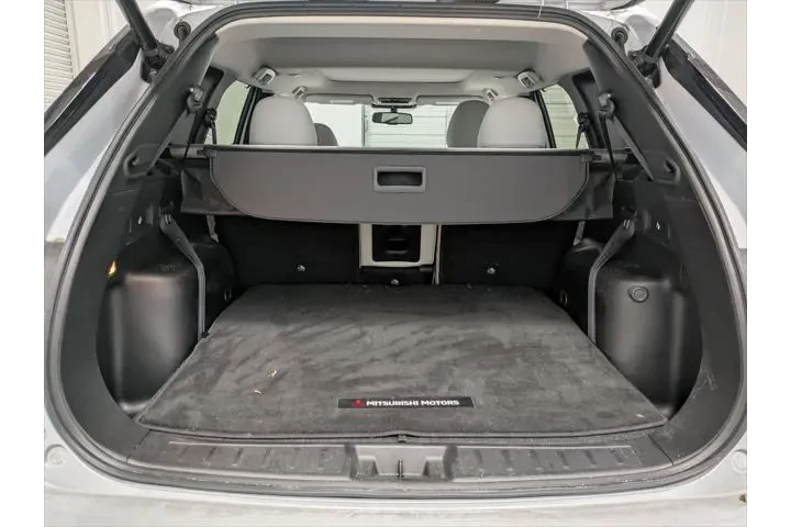 $31897 : Mitsubishi Outlander 2024 AW image 7