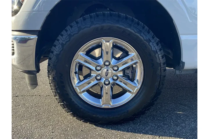 $35995 : Ford F-150 2024 4x4 XLT 4dr image 9