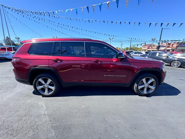 2021 Grand Cherokee L Limited image 4