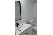 $2350 : Kendall first Floor For Rent thumbnail