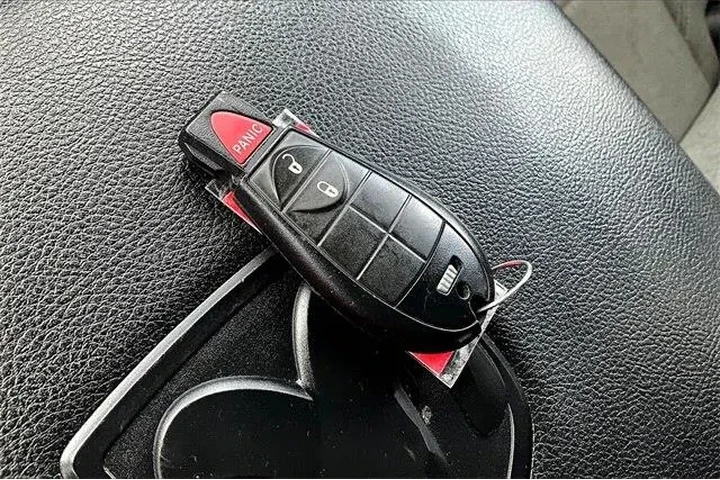 $30000 : Ram 1500 Classic 2023 4x4 SL image 10