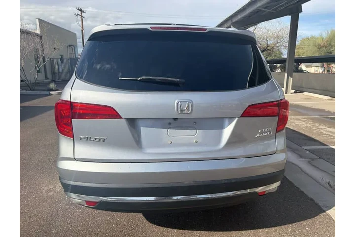 $14995 : 2018 Pilot Elite image 7