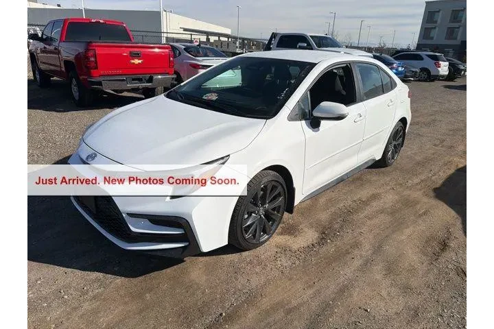 $29900 : Toyota Corolla 2026 SE 4dr S image 2