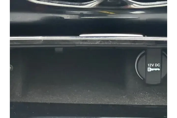 $22981 : Chrysler 300 2021 S V6 4dr S image 6