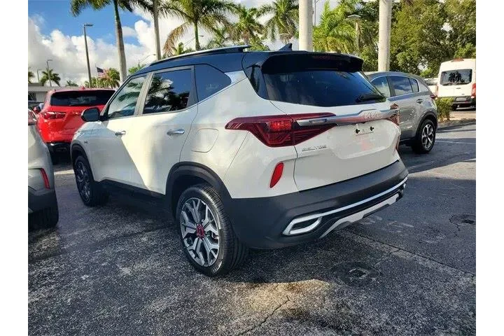 $16990 : Kia Seltos 2022 AWD SX 4dr S image 4