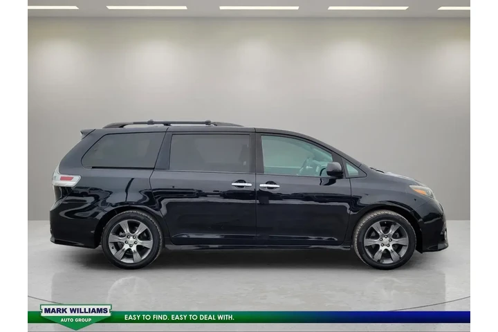 $12500 : Toyota Sienna 2015 SE 8-Pass image 2