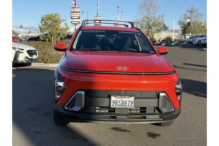 $27270 : Hyundai KONA 2025 AWD SEL Co image 2