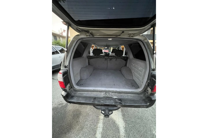 $3600 : Vendo Toyota 4 Runner image 6