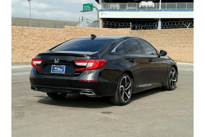 $23789 : Honda Accord 2021 Sport 4dr image 4